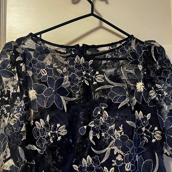 Eliza J Short Sleeve Illusion Yoke Dress size 10 - Picture 3 of 4